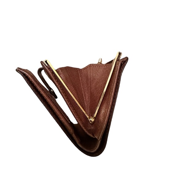 Louis Vuitton French Kisslock Monogram Wallet - Picture 5 of 8